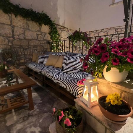 Willa Stone House Hedonia Blato  Zewnętrze zdjęcie