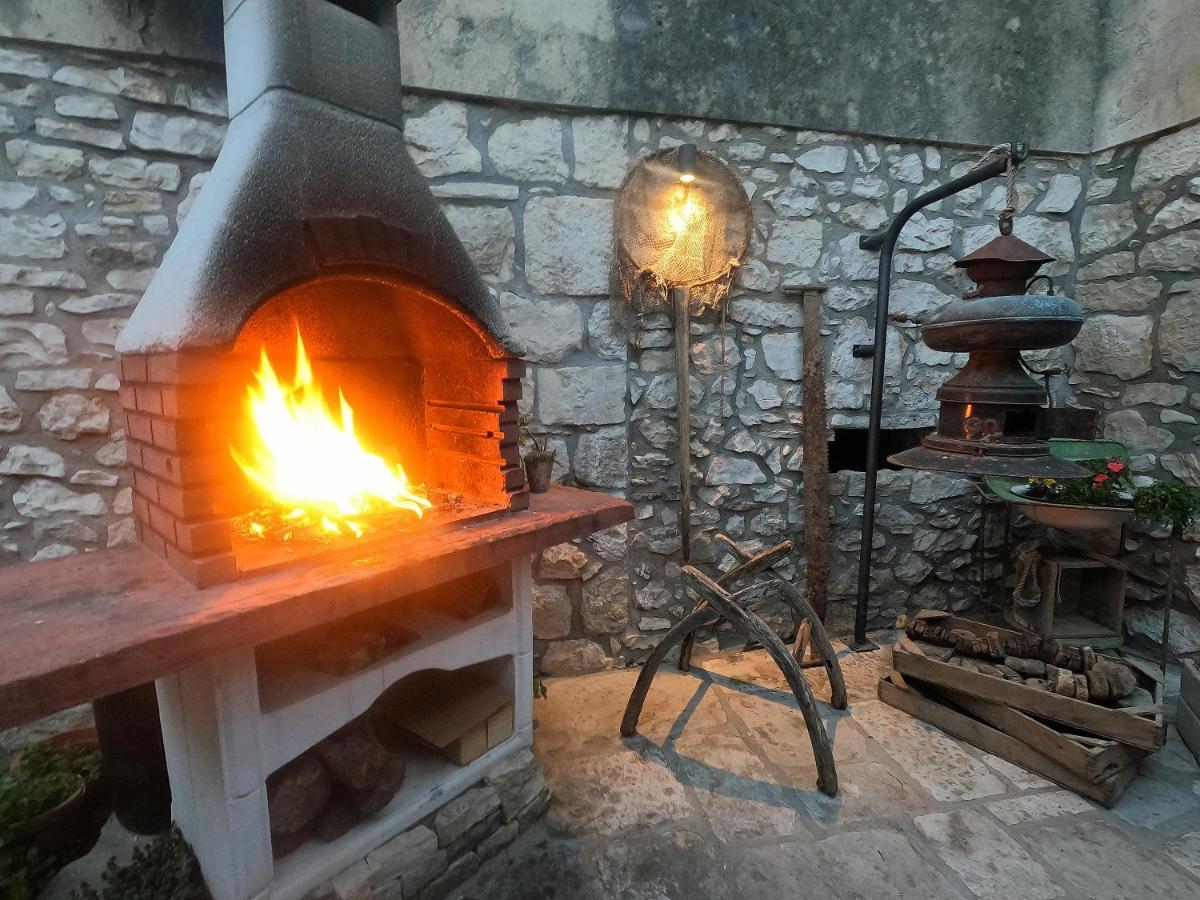 Willa Stone House Hedonia Blato  Zewnętrze zdjęcie