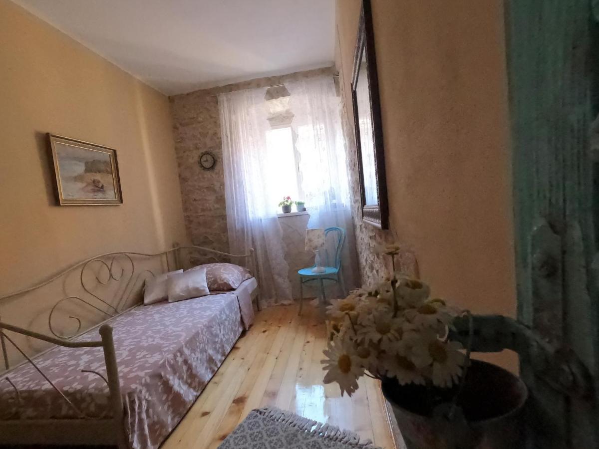 Willa Stone House Hedonia Blato  Zewnętrze zdjęcie